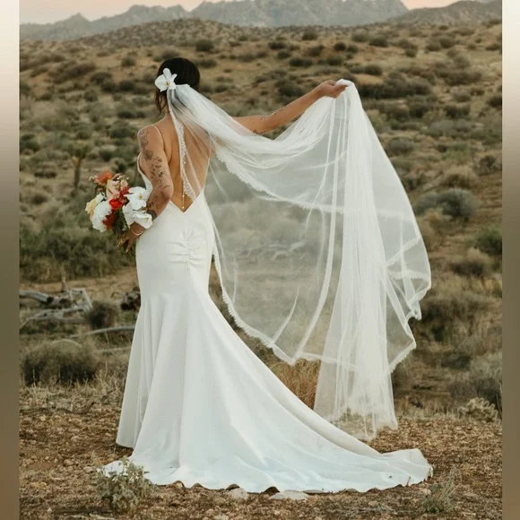 Grace Loves Lace White Veil - Picture 4 of 5